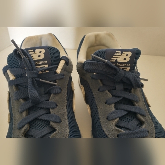 New Balance Athletic Blue Sneakers Mens Cushion Size 8 - Picture 3 of 11